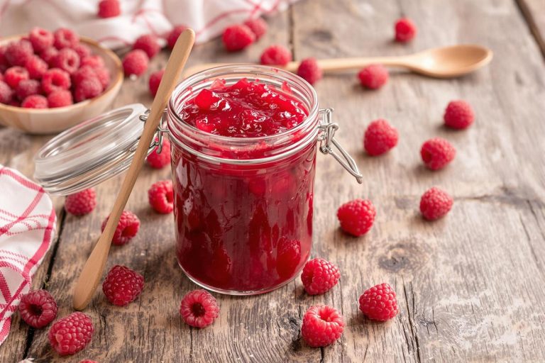 Confiture de framboise recette de grand-mère authentique.jpg
